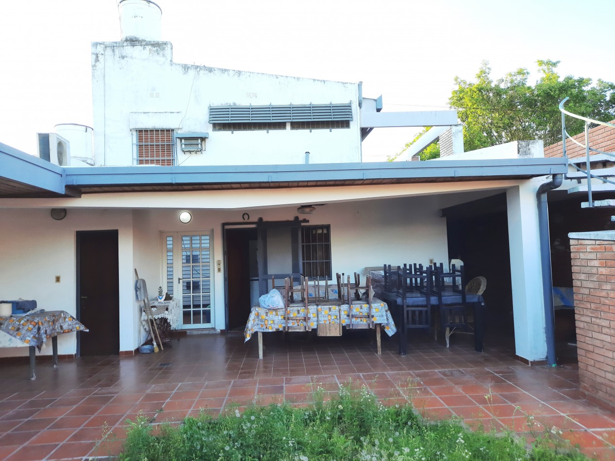 Hermosa Casa en Zona Residencial - Apto Credito Hipotecario