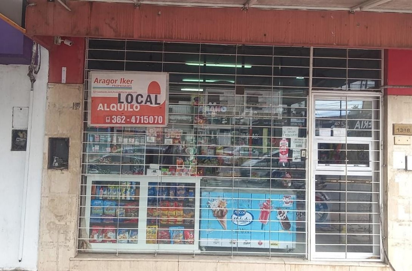 LOCAL + OFICINA + PATIO
