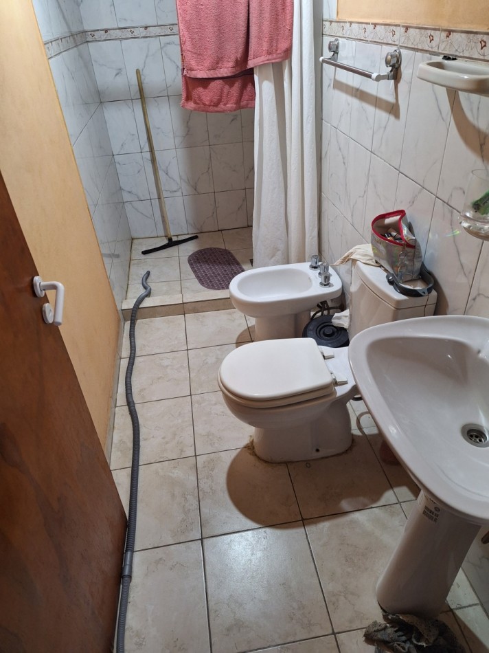 Vendo  Local, Casa y Departamento todo en un solo inmueble