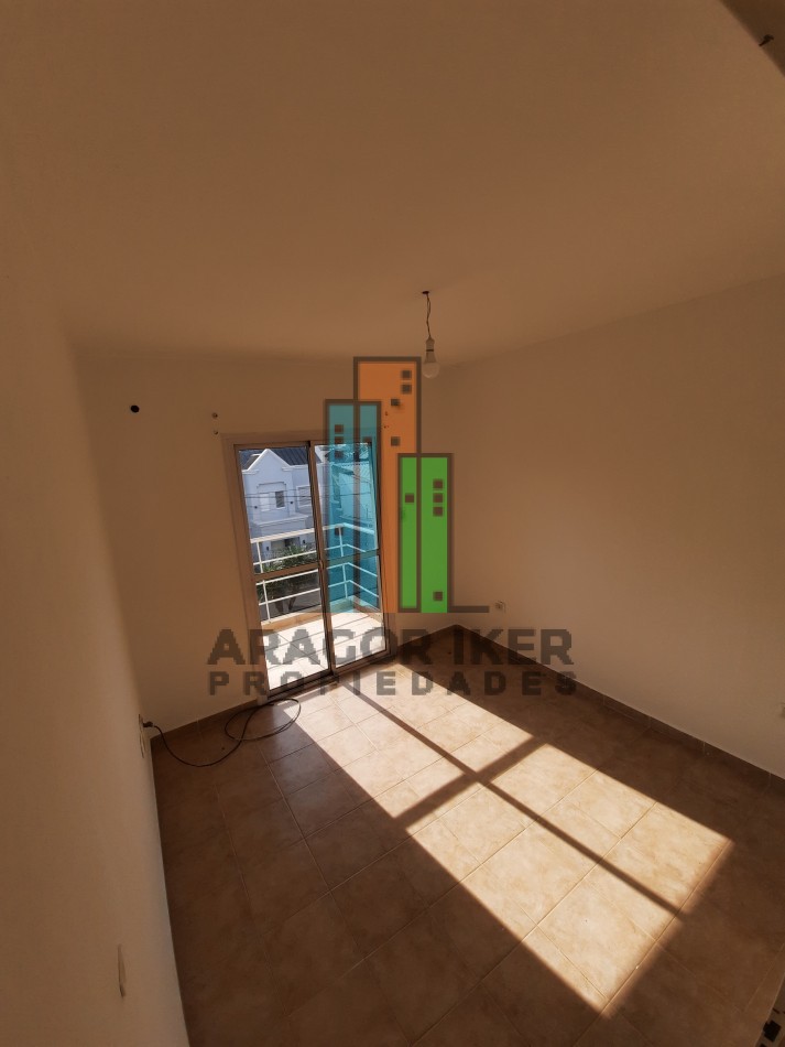 Vendo Hermoso Departamento zona UNNE - Apto Credito Hipotecario