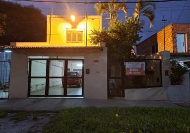 Amplia Casa + Departamento a solo 200mts de av. 9 de Julio  