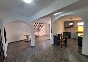 Duplex en B° San Cayetano en Excelente estado!!