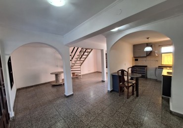 Duplex en B° San Cayetano en Excelente estado!!